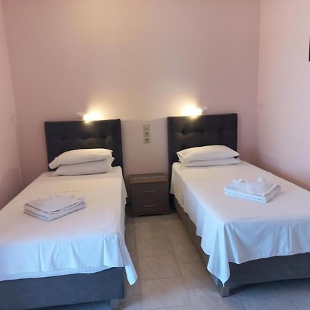 Porto-Fino Hotel Arillas  Buitenkant foto
